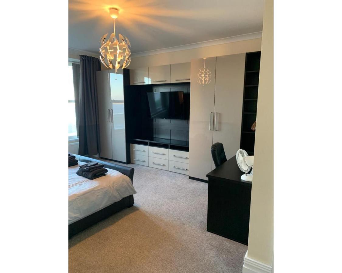 וואלסי Marley Mansions Apartment - Egremont Promenade - 42 מראה חיצוני תמונה